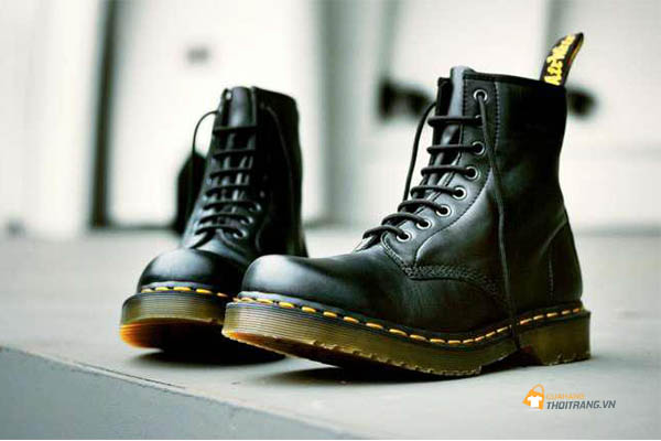 Bí quyết vệ sinh và bảo quản giày Dr Martens luôn như mới