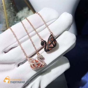 Dây chuyền Swarovski thiên nga đính đá 2 mặt